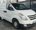Білий Хендай H-1, об'ємом двигуна 2.5 л та пробігом 430 тис. км за 8200 $, фото 1 на Automoto.ua