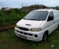 Белый Хендай H-1, объемом двигателя 2.5 л и пробегом 0 тыс. км за 2000 $, фото 1 на Automoto.ua