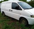 Белый Хендай H-1, объемом двигателя 2.5 л и пробегом 0 тыс. км за 2000 $, фото 2 на Automoto.ua
