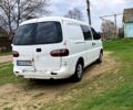 Белый Хендай H-1, объемом двигателя 2.5 л и пробегом 111 тыс. км за 2900 $, фото 4 на Automoto.ua
