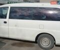 Белый Хендай H-1, объемом двигателя 2.5 л и пробегом 240 тыс. км за 3500 $, фото 1 на Automoto.ua
