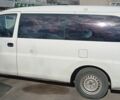 Белый Хендай H-1, объемом двигателя 2.5 л и пробегом 255 тыс. км за 3500 $, фото 1 на Automoto.ua