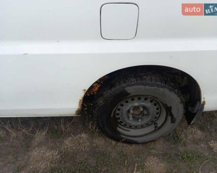 Білий Хендай H-1, об'ємом двигуна 2.5 л та пробігом 310 тис. км за 4800 $, фото 1 на Automoto.ua