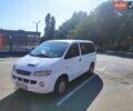 Белый Хендай H-1, объемом двигателя 2.48 л и пробегом 172 тыс. км за 5600 $, фото 1 на Automoto.ua