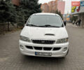Белый Хендай H-1, объемом двигателя 2.48 л и пробегом 149 тыс. км за 5500 $, фото 1 на Automoto.ua