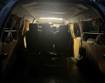Білий Хендай H-1, об'ємом двигуна 2.5 л та пробігом 315 тис. км за 4700 $, фото 17 на Automoto.ua