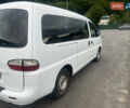 Белый Хендай H-1, объемом двигателя 2.5 л и пробегом 320 тыс. км за 3900 $, фото 3 на Automoto.ua