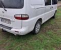 Білий Хендай H-1, об'ємом двигуна 2.5 л та пробігом 348 тис. км за 4900 $, фото 7 на Automoto.ua