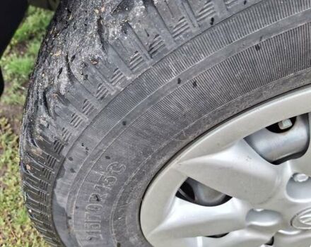 Білий Хендай H-1, об'ємом двигуна 2.5 л та пробігом 348 тис. км за 4900 $, фото 12 на Automoto.ua