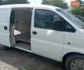 Белый Хендай H-1, объемом двигателя 2.48 л и пробегом 328 тыс. км за 3700 $, фото 3 на Automoto.ua