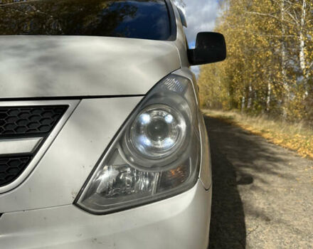 Хендай H-1 2008 у Бару на Automoto.ua Білий Хендай H-1, об'ємом двигуна 2.5 л та пробігом 288 тис. км за 7300 $, фото 7 на Automoto.ua