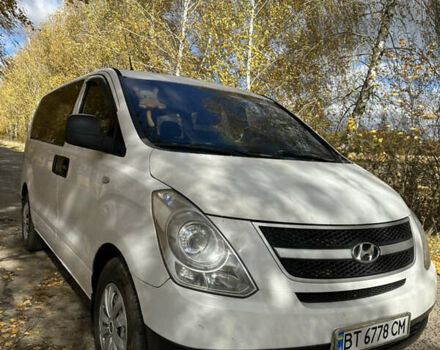 Хендай H-1 2008 у Бару на Automoto.ua Білий Хендай H-1, об'ємом двигуна 2.5 л та пробігом 288 тис. км за 7300 $, фото 8 на Automoto.ua