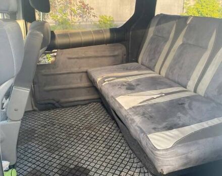 Белый Хендай H-1, объемом двигателя 2.48 л и пробегом 358 тыс. км за 5500 $, фото 6 на Automoto.ua