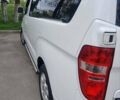 Белый Хендай H-1, объемом двигателя 2.5 л и пробегом 299 тыс. км за 6000 $, фото 12 на Automoto.ua