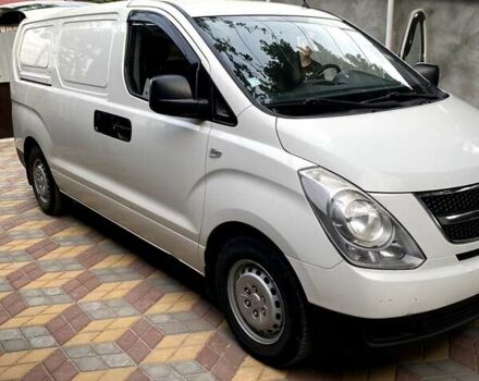 Хендай H-1 2011 в Татарбунарах на Automoto.ua Белый Хендай H-1, объемом двигателя 2.5 л и пробегом 267 тыс. км за 8200 $, фото 1 на Automoto.ua