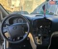 Белый Хендай H-1, объемом двигателя 2.48 л и пробегом 230 тыс. км за 14000 $, фото 22 на Automoto.ua