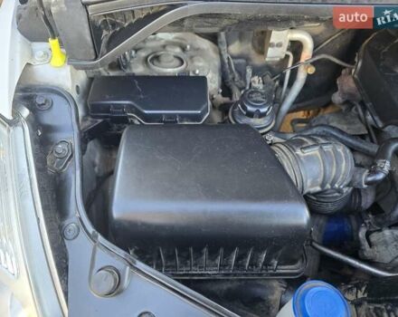 Белый Хендай H-1, объемом двигателя 2.48 л и пробегом 230 тыс. км за 14000 $, фото 10 на Automoto.ua