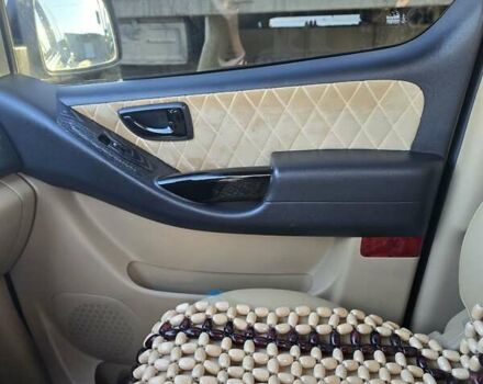 Белый Хендай H-1, объемом двигателя 2.48 л и пробегом 230 тыс. км за 14000 $, фото 18 на Automoto.ua