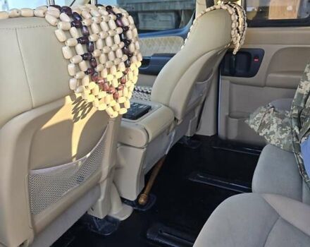 Белый Хендай H-1, объемом двигателя 2.48 л и пробегом 230 тыс. км за 14000 $, фото 19 на Automoto.ua