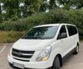 Белый Хендай H-1, объемом двигателя 2.48 л и пробегом 464 тыс. км за 11500 $, фото 1 на Automoto.ua