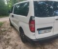 Белый Хендай H-1, объемом двигателя 2.5 л и пробегом 290 тыс. км за 13500 $, фото 6 на Automoto.ua