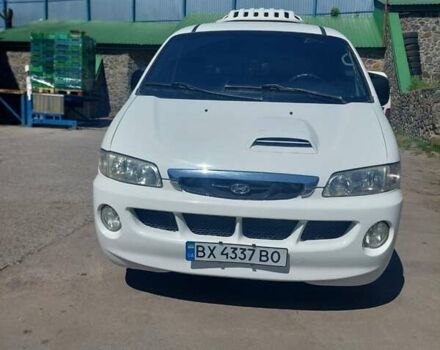 Білий Хендай H-1, об'ємом двигуна 2.48 л та пробігом 326 тис. км за 4500 $, фото 7 на Automoto.ua