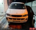 Белый Хендай H-1, объемом двигателя 2.5 л и пробегом 420 тыс. км за 6000 $, фото 1 на Automoto.ua
