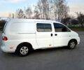 Белый Хендай H-1, объемом двигателя 25 л и пробегом 110 тыс. км за 3500 $, фото 1 на Automoto.ua