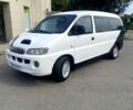 Белый Хендай H-1, объемом двигателя 2.5 л и пробегом 350 тыс. км за 3800 $, фото 1 на Automoto.ua