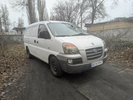 Хендай H-1 2006 в Черкассах на Automoto.ua Белый Хендай H-1, объемом двигателя 2.4 л и пробегом 371 тыс. км за 125000 $, фото 1 на Automoto.ua