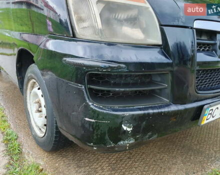 Черный Хендай H-1, объемом двигателя 2.47 л и пробегом 280 тыс. км за 8500 $, фото 30 на Automoto.ua
