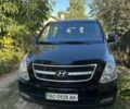 Чорний Хендай H-1, об'ємом двигуна 2.5 л та пробігом 441 тис. км за 9000 $, фото 1 на Automoto.ua