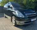 Черный Хендай H-1, объемом двигателя 2.5 л и пробегом 235 тыс. км за 12000 $, фото 1 на Automoto.ua