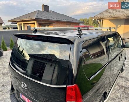 Черный Хендай H-1, объемом двигателя 2.5 л и пробегом 239 тыс. км за 12700 $, фото 40 на Automoto.ua