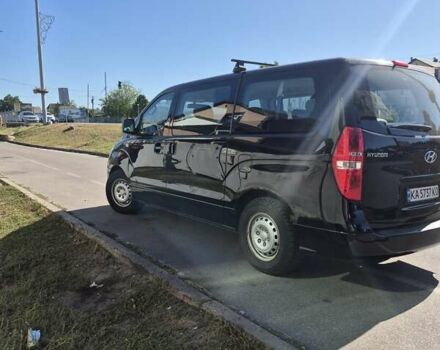 Хендай H-1 2011 в Броварах на Automoto.ua Черный Хендай H-1, объемом двигателя 2.5 л и пробегом 277 тыс. км за 11000 $, фото 4 на Automoto.ua