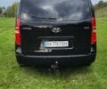 Черный Хендай H-1, объемом двигателя 2.5 л и пробегом 269 тыс. км за 11000 $, фото 3 на Automoto.ua