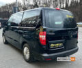Черный Хендай H-1, объемом двигателя 2.5 л и пробегом 312 тыс. км за 11000 $, фото 3 на Automoto.ua