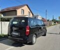 Хендай H-1 2011 в Броварах на Automoto.ua Черный Хендай H-1, объемом двигателя 2.5 л и пробегом 277 тыс. км за 11000 $, фото 3 на Automoto.ua