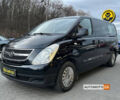 Черный Хендай H-1, объемом двигателя 2.5 л и пробегом 312 тыс. км за 11000 $, фото 2 на Automoto.ua
