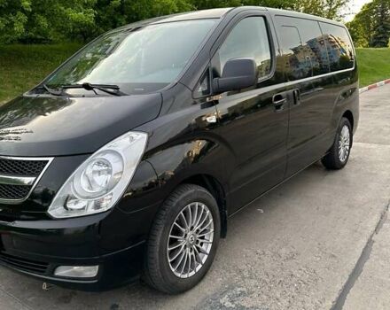 Черный Хендай H-1, объемом двигателя 2.5 л и пробегом 330 тыс. км за 5500 $, фото 11 на Automoto.ua