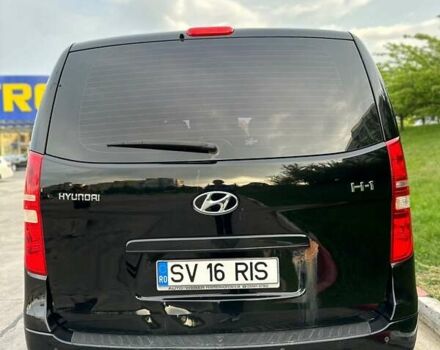 Черный Хендай H-1, объемом двигателя 2.5 л и пробегом 330 тыс. км за 5500 $, фото 9 на Automoto.ua
