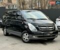 Чорний Хендай H-1, об'ємом двигуна 2.5 л та пробігом 320 тис. км за 11600 $, фото 1 на Automoto.ua