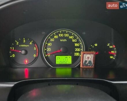 Хендай H-1 2012 в Одессе на Automoto.ua Черный Хендай H-1, объемом двигателя 2.5 л и пробегом 268 тыс. км за 13300 $, фото 15 на Automoto.ua