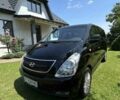 Черный Хендай H-1, объемом двигателя 2.5 л и пробегом 331 тыс. км за 14400 $, фото 1 на Automoto.ua