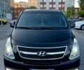 Чорний Хендай H-1, об'ємом двигуна 2.5 л та пробігом 269 тис. км за 13300 $, фото 1 на Automoto.ua