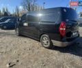Черный Хендай H-1, объемом двигателя 2.5 л и пробегом 295 тыс. км за 15500 $, фото 3 на Automoto.ua