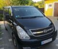 Черный Хендай H-1, объемом двигателя 2.5 л и пробегом 180 тыс. км за 15000 $, фото 1 на Automoto.ua