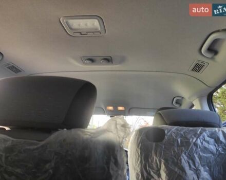 Чорний Хендай H-1, об'ємом двигуна 2.5 л та пробігом 59 тис. км за 16900 $, фото 17 на Automoto.ua