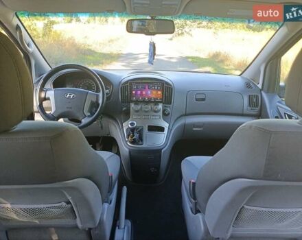 Хендай H-1 2014 в Киеве на Automoto.ua Черный Хендай H-1, объемом двигателя 2.5 л и пробегом 224 тыс. км за 14999 $, фото 17 на Automoto.ua