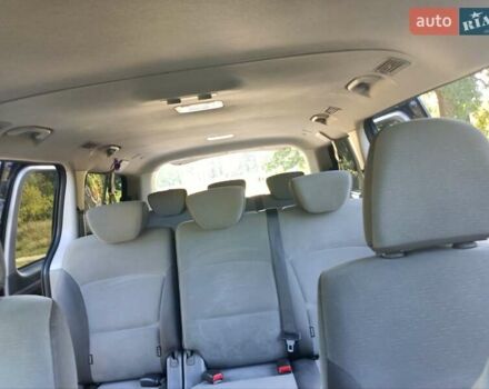 Хендай H-1 2014 в Киеве на Automoto.ua Черный Хендай H-1, объемом двигателя 2.5 л и пробегом 224 тыс. км за 14999 $, фото 16 на Automoto.ua